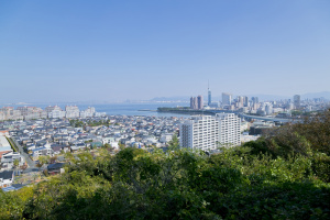 福岡市中央区六本松一丁目の不動産最新販売事例と街のご紹介